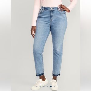 Women Mid-Rise Cut-Off Boyfriend Straight Jeans